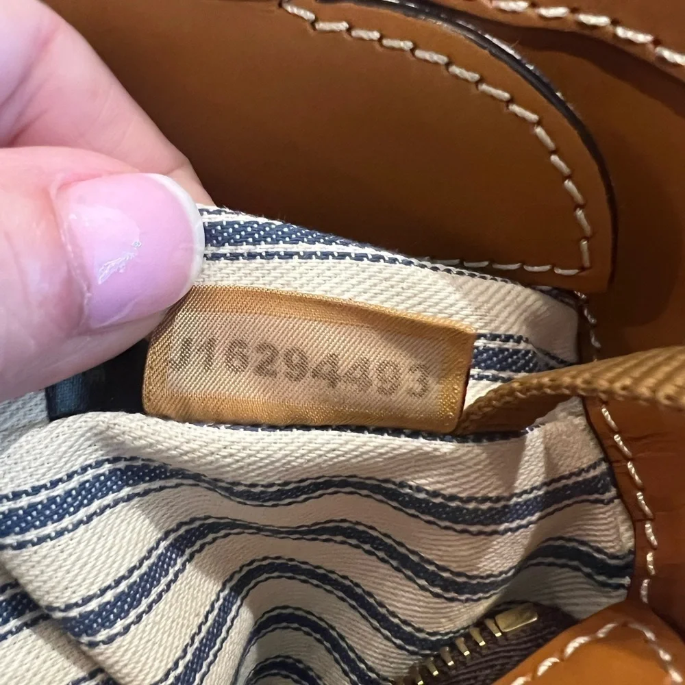 NWT Dooney & Bourke Nana All Leather Tote - Brown